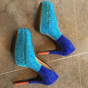 Gianni Bini Color block platform high heels.